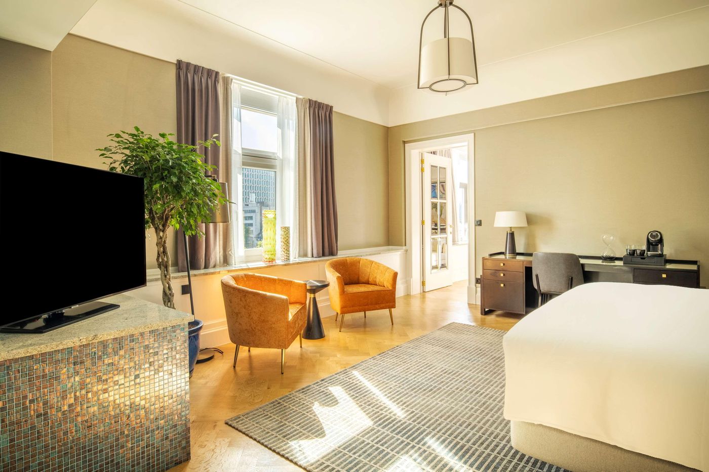 DoubleTree-by-Hilton-Brussels-City--Belgium-Room-43