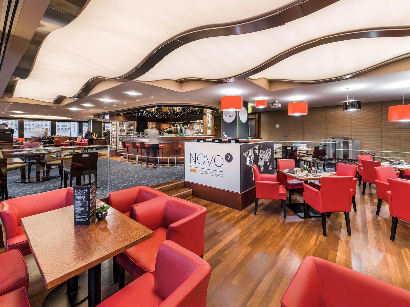 Novotel-Budapest-Danube-Bar-18