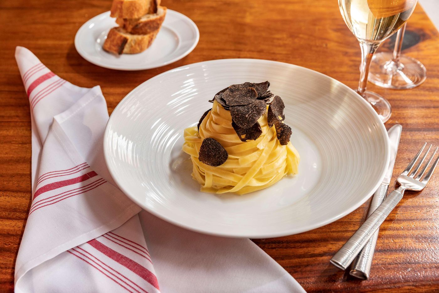 Hyatt-Centric-Wall-Street-New-York-Restaurant-27