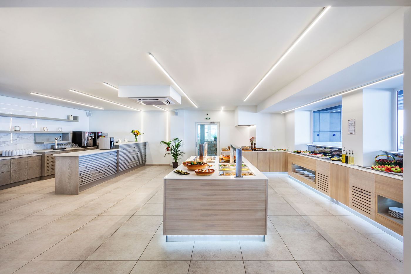 Kriopigi-Restaurant-66