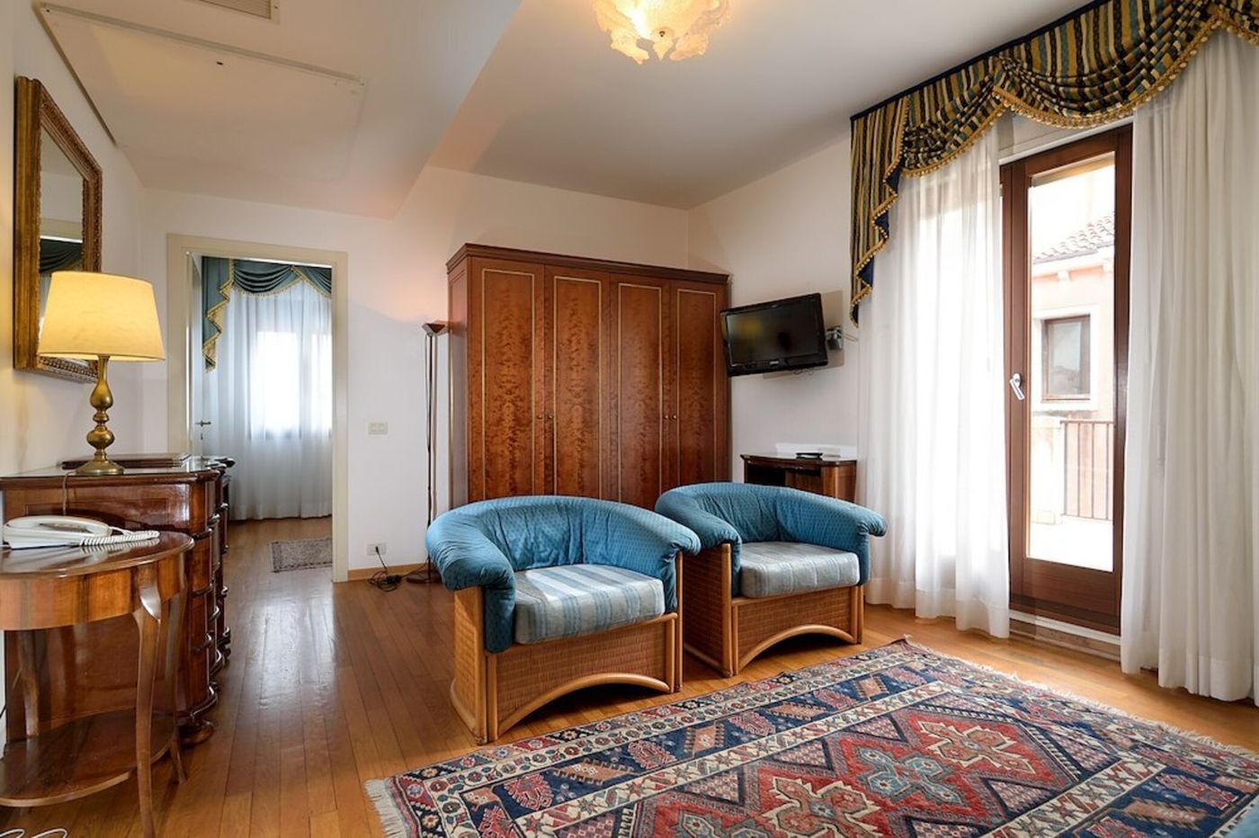 Royal-San-Marco-Room-11