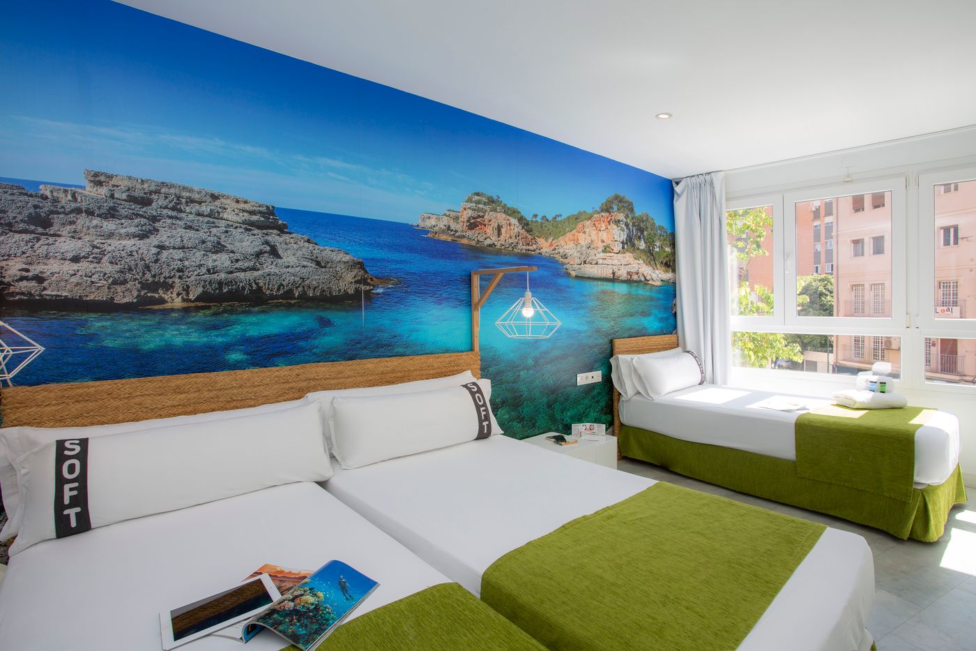 Casual-del-Mar-Malaga-Room-17