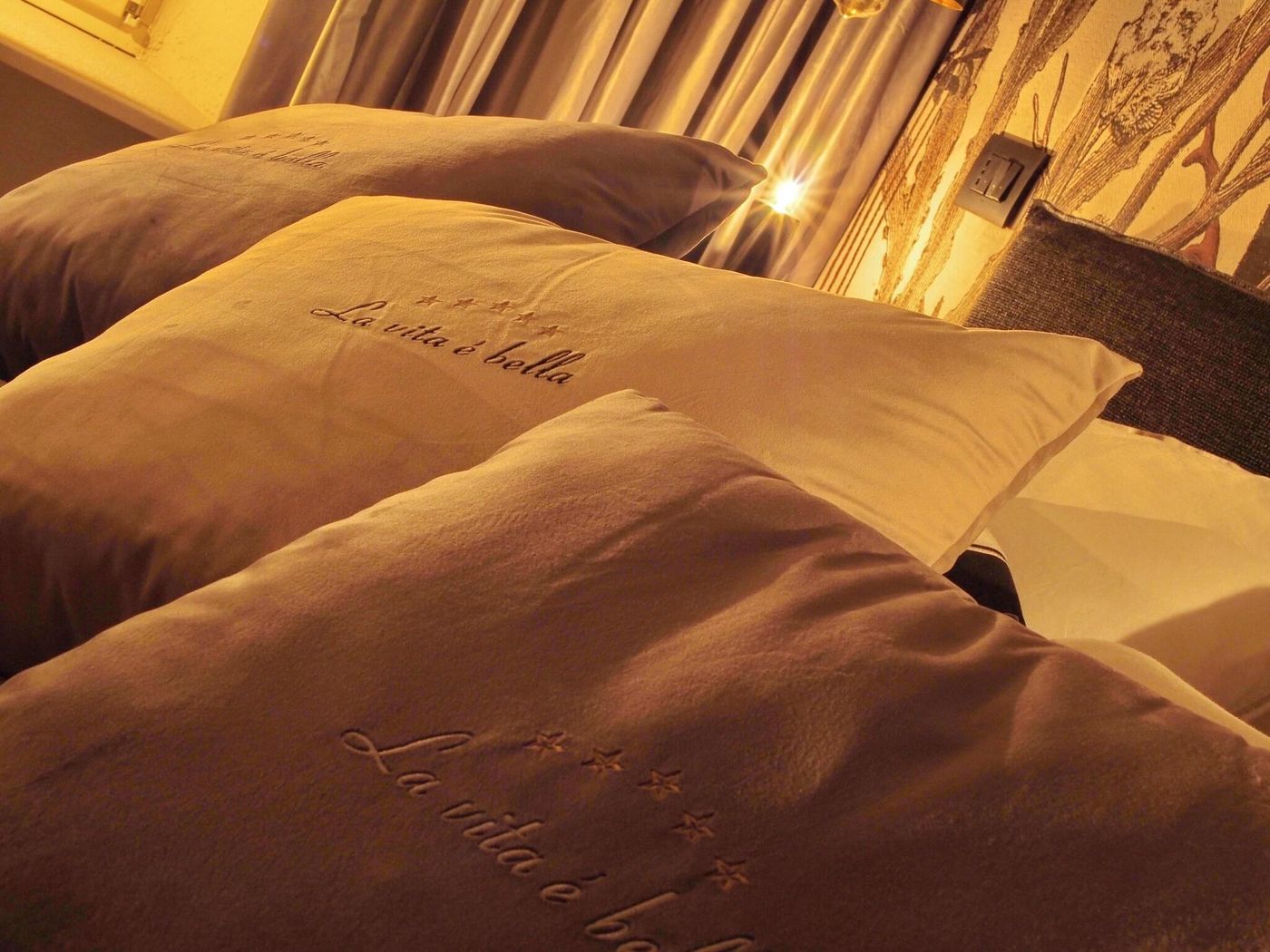 La-Vita-e-Bella-IV-Room-32