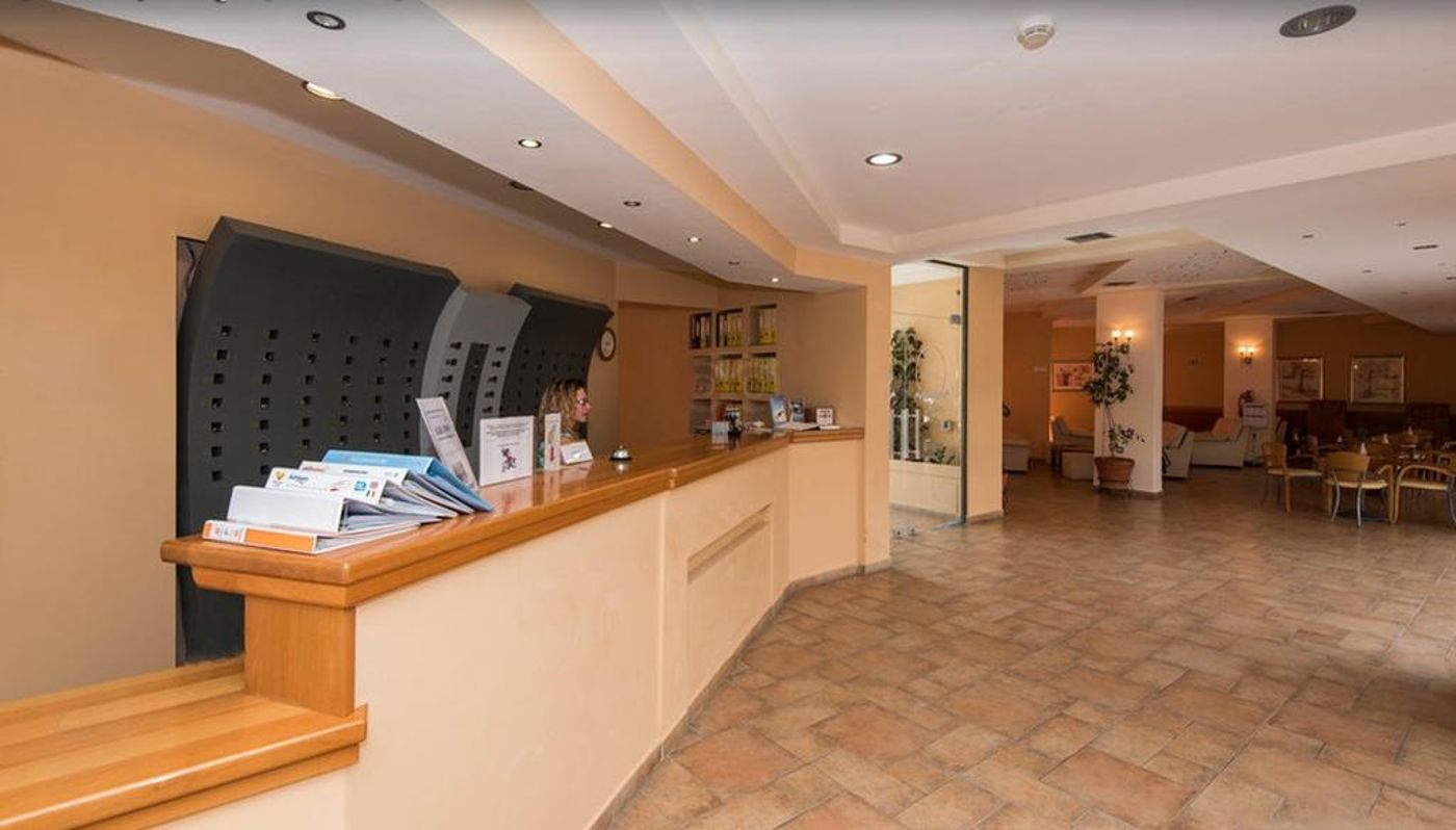 Cleopatra Superior Hotel