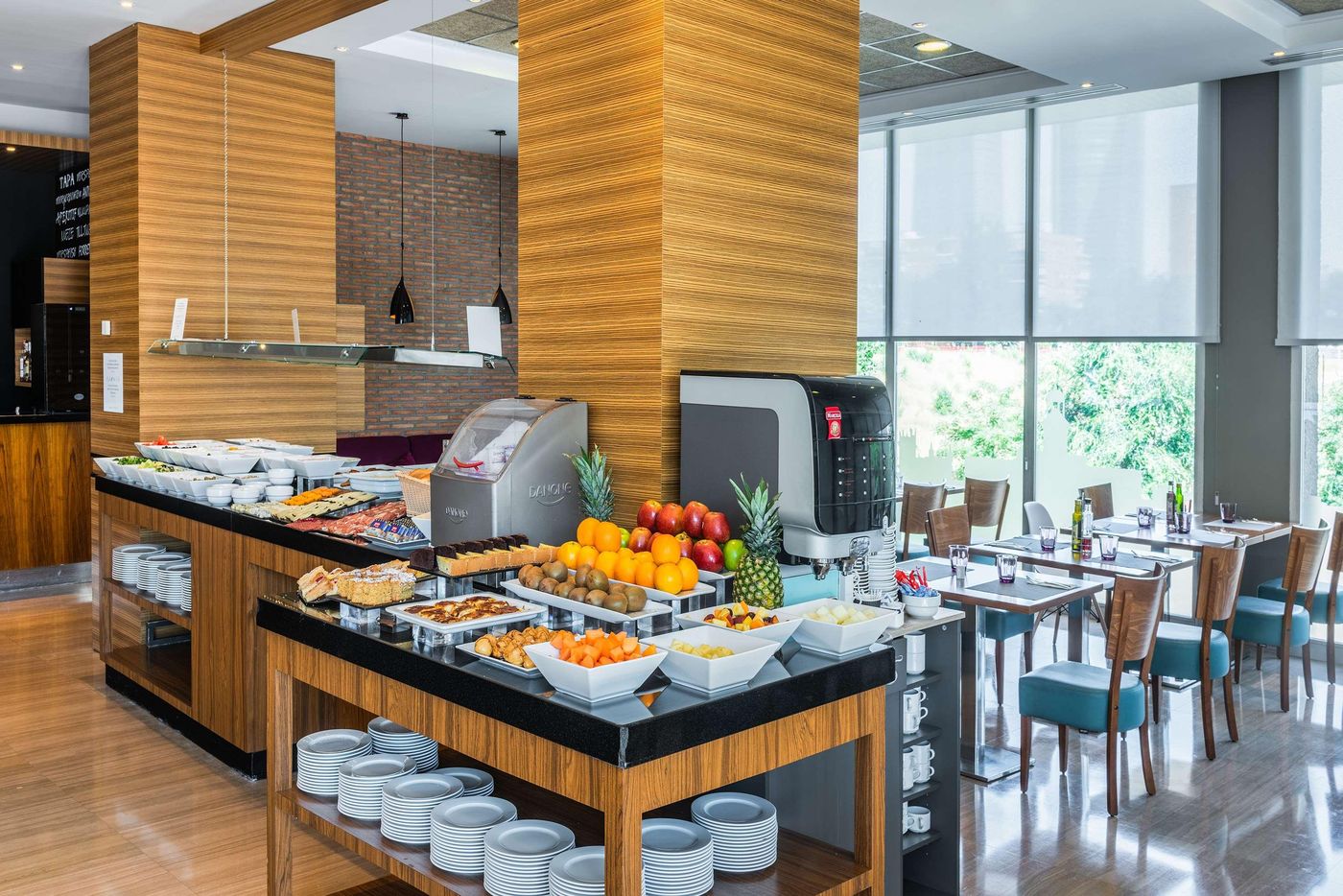 TRYP-Madrid-Chamartin-Hotel-Restaurant-39