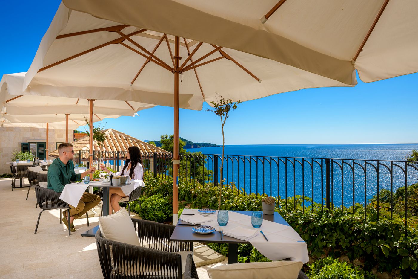 Villa-Orabelle-Restaurant-6