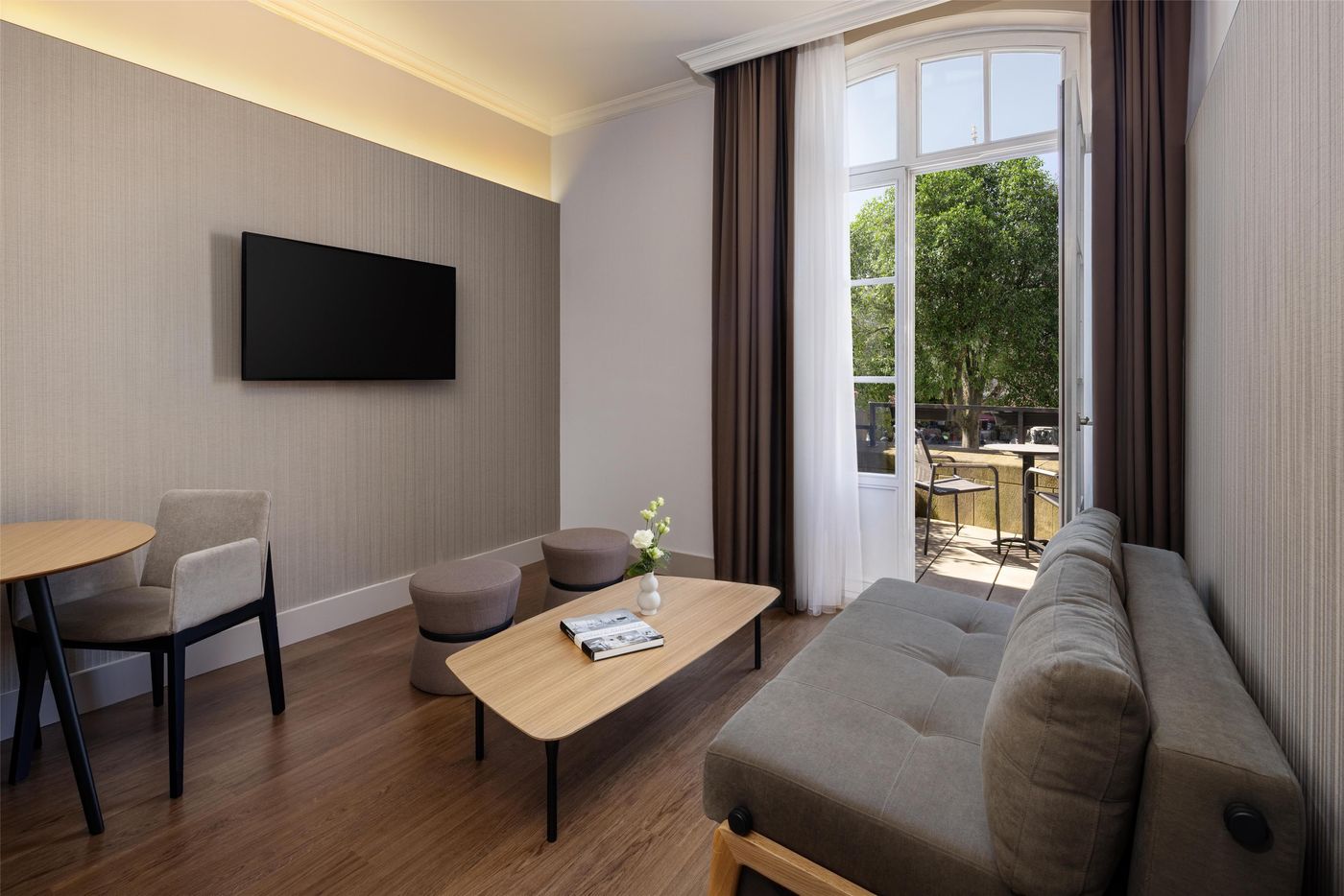 NH-Brussels-Carrefour-De-l-Europe-Room-7