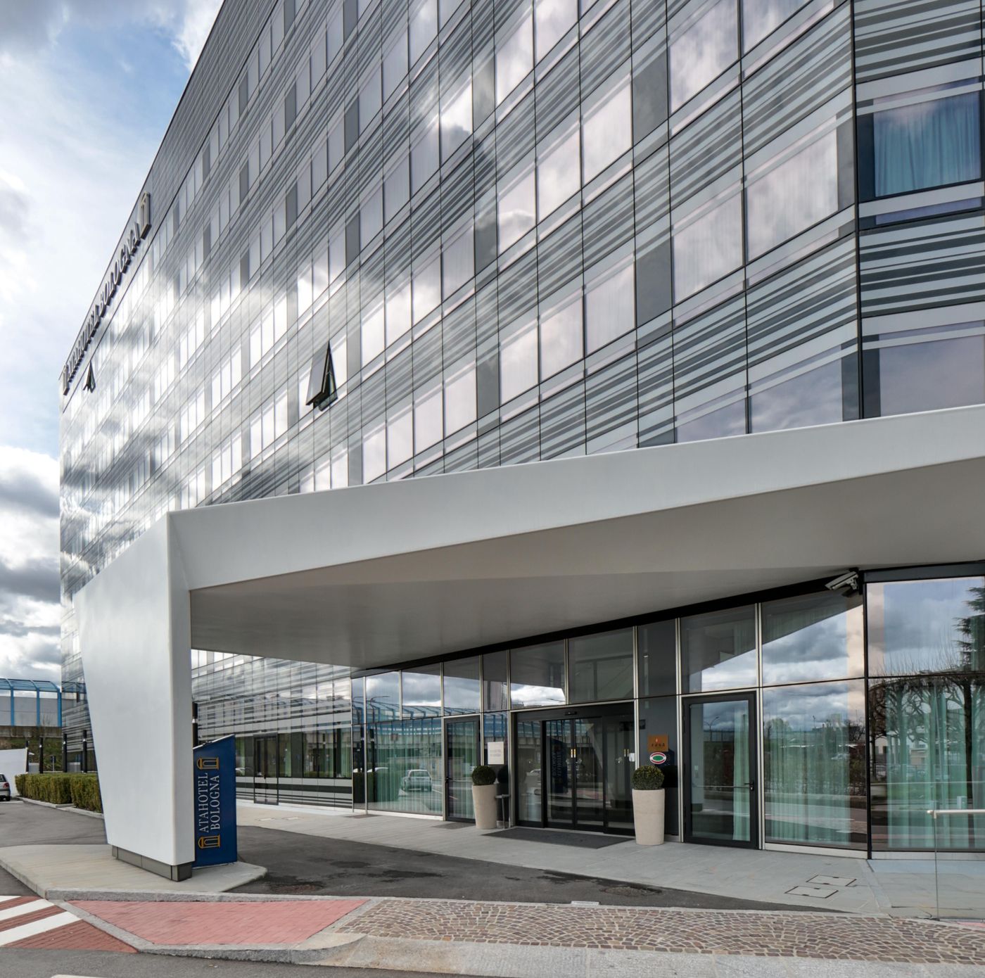 Unahotels San Vitale Bologna - Italy - BOLOGNA - General view - 1