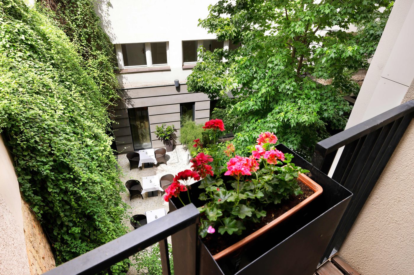 Hotel-Prokop-Square-Room-1