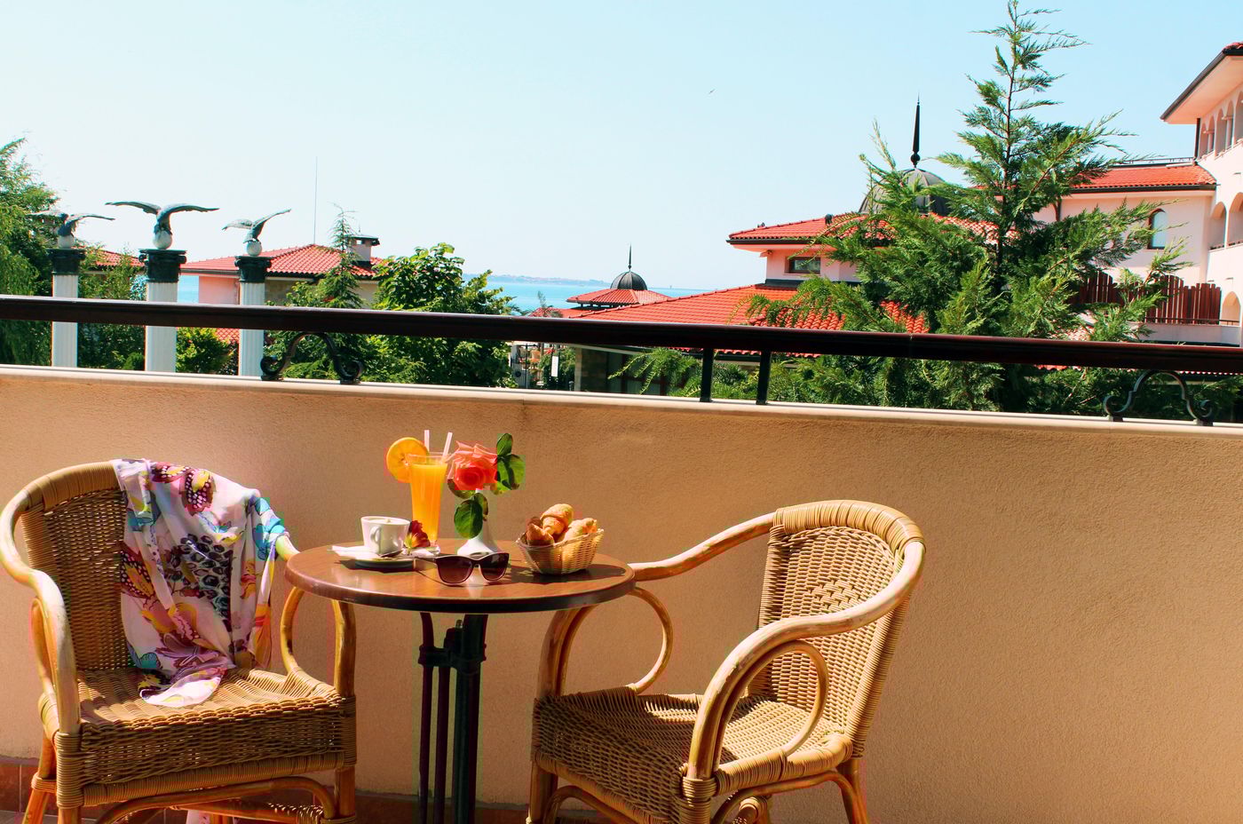 Royal-Palace-Helena-Park-Room-15