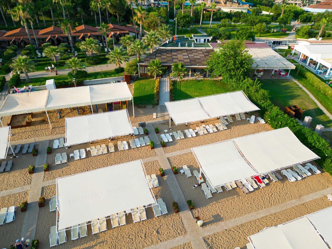 Side-Premium-Beach-15