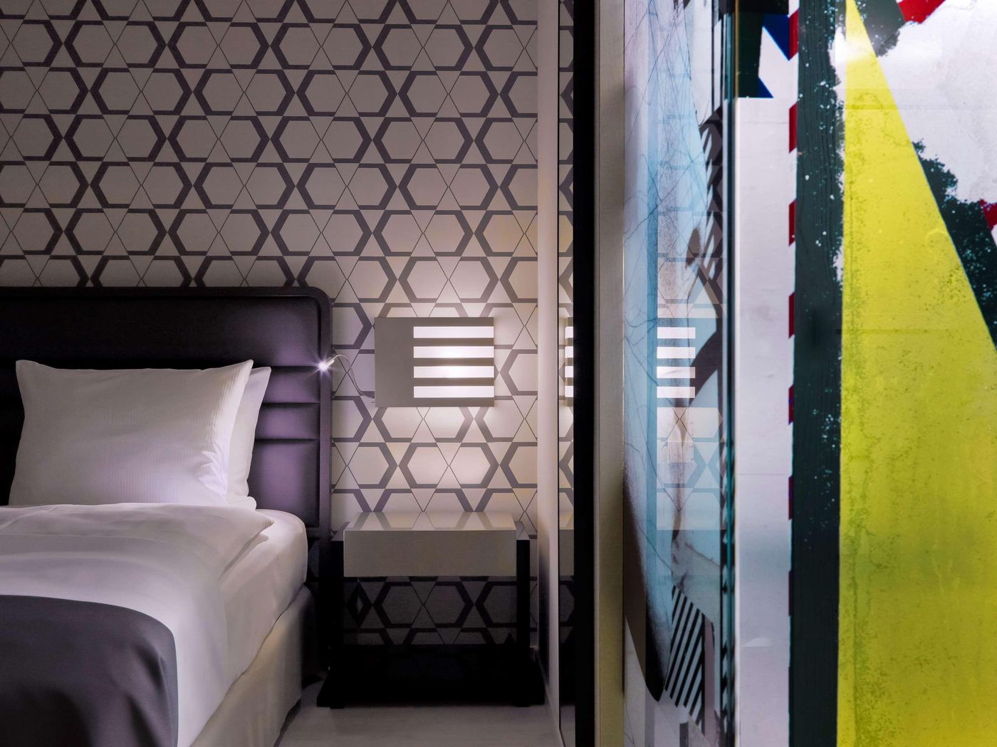 H10-Berlin-Ku-damm-Room-25