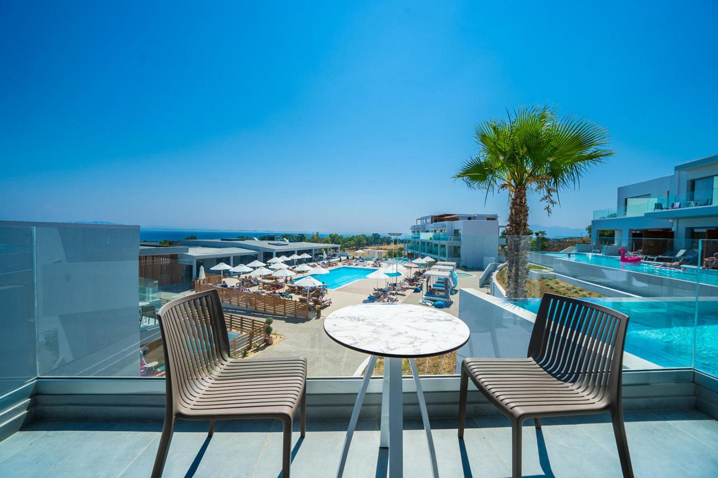 Harmony Crest Resort - Adults Only