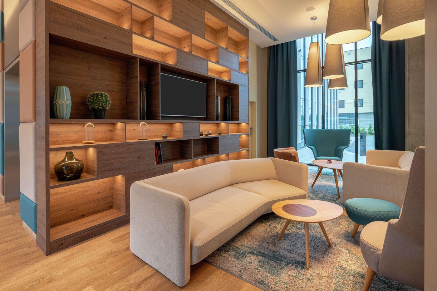 Hampton-by-Hilton-Warsaw-Mokotow-Room-2