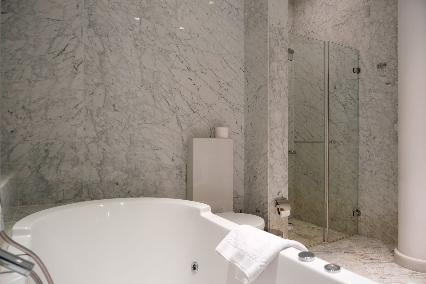 Tomtom-Suites-Room-25