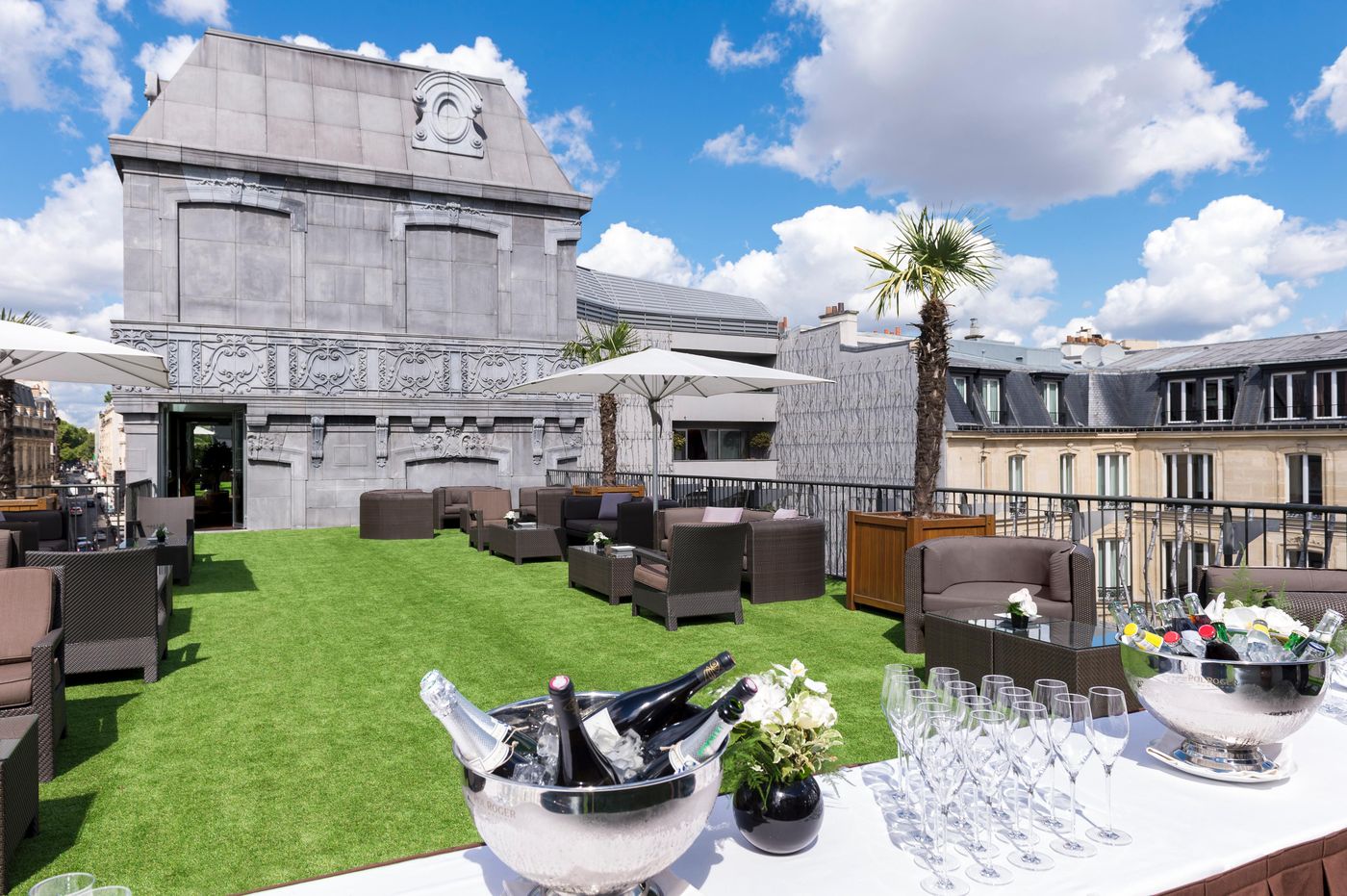 Hotel-Barriere-Le-Fouquets-Paris-Conferences-1