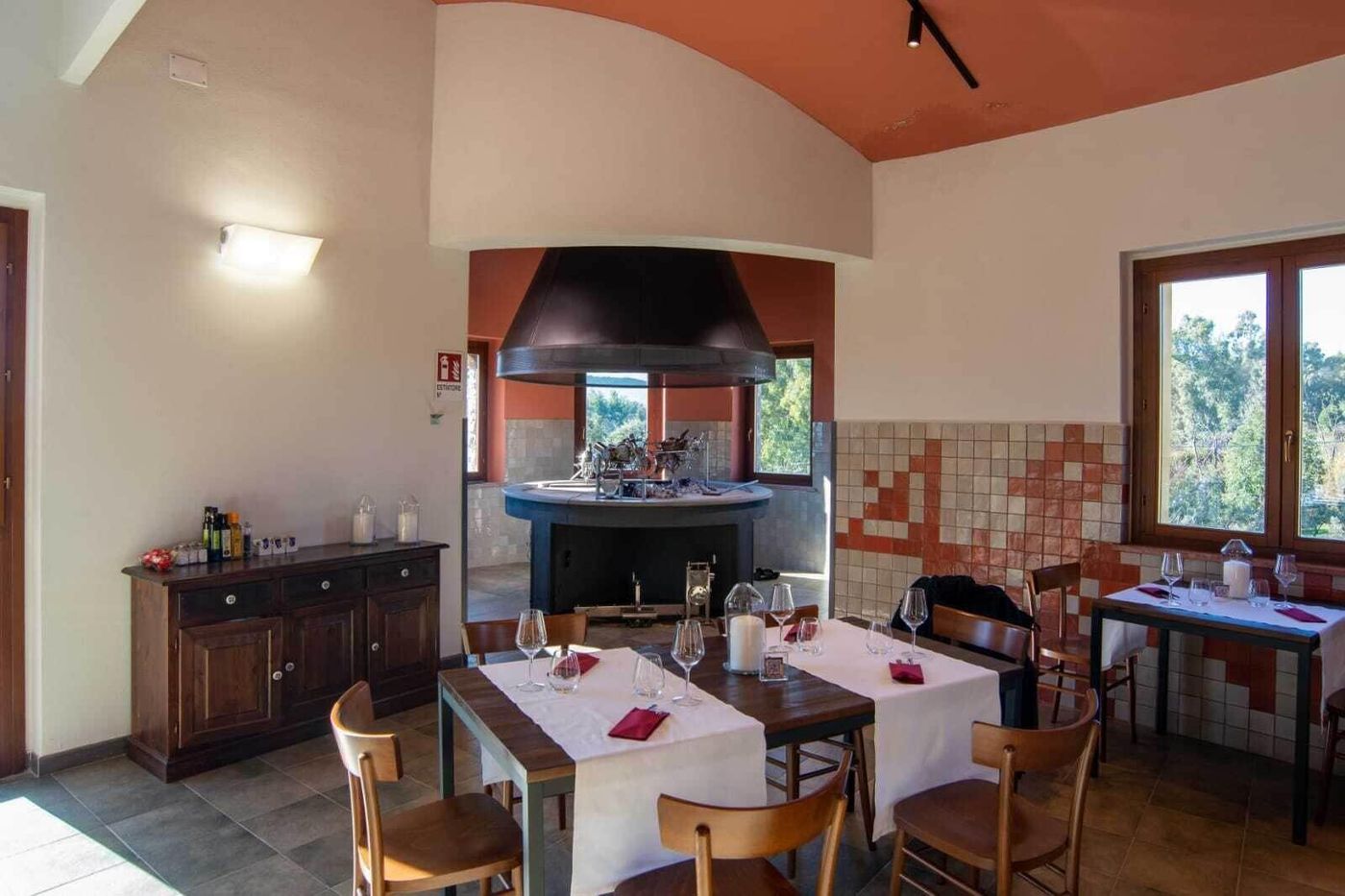 S-ena-Hotel-Restaurant-44