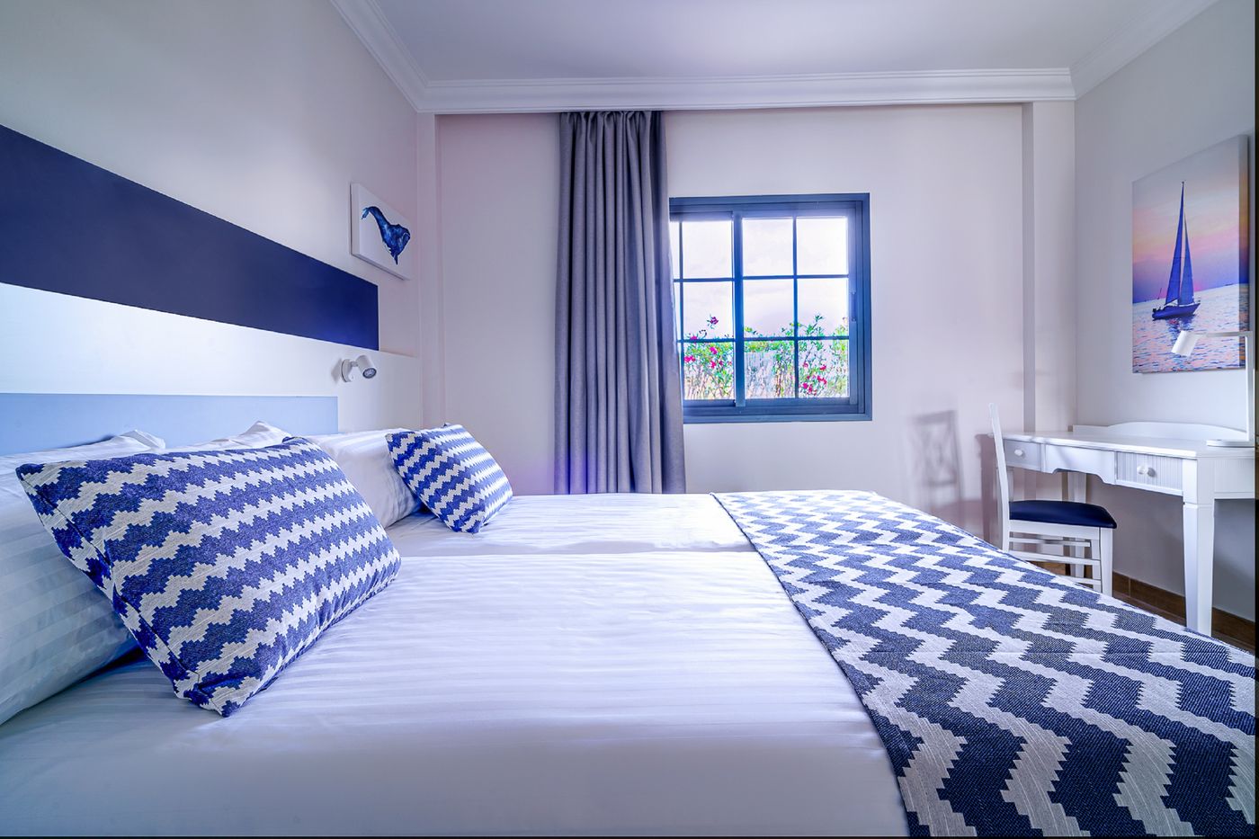 Hotel-Cordial-Marina-Blanca-Room-17