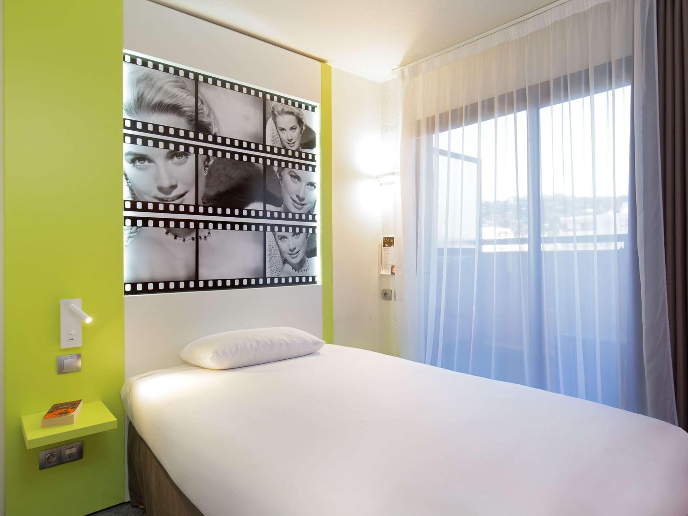 ibis-Styles-Cannes-Le-Cannet-Room-25