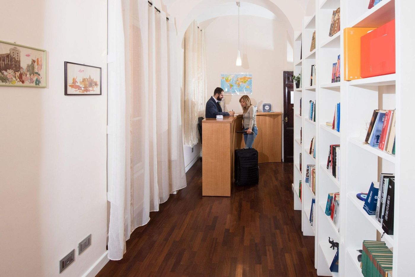 Trinity Luxury Rooms-Italy-ROME-Lobby-2