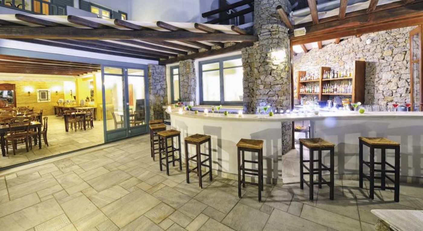 Pelican Bay - Art Hotel