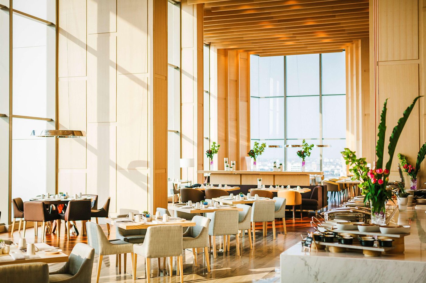 AVANI--Riverside-Bangkok-Hotel-Restaurant-40