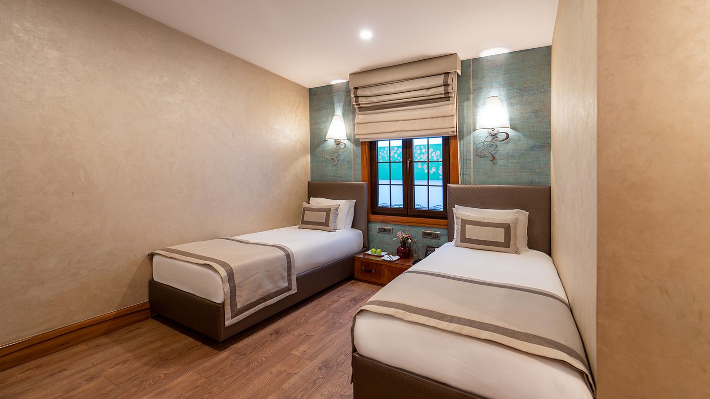 Biz-Cevahir-Hotel-Sultanahmet-Room-23