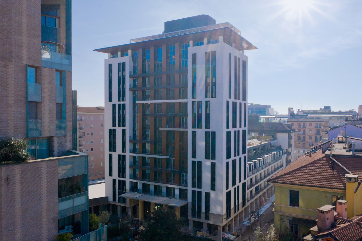 Milano-Verticale---Una-Esperienze-General-view-10