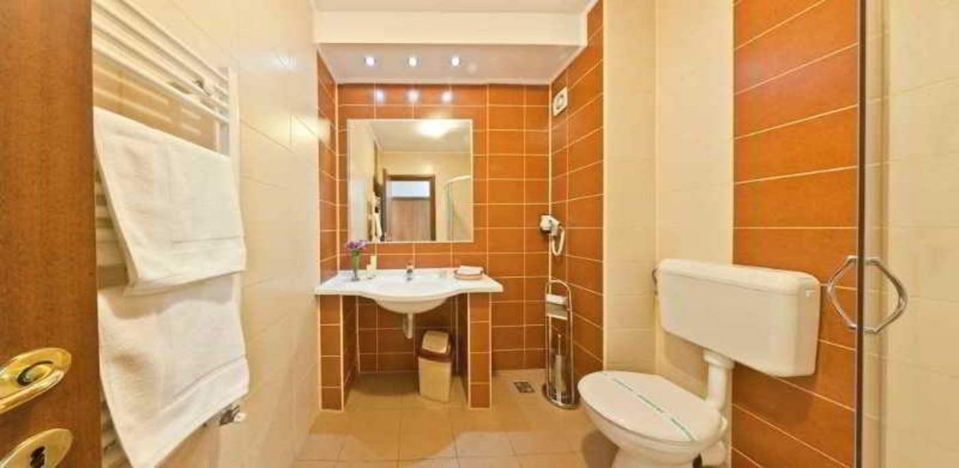 Yesterday Hotel - Romania - Bucharest - Room - 3