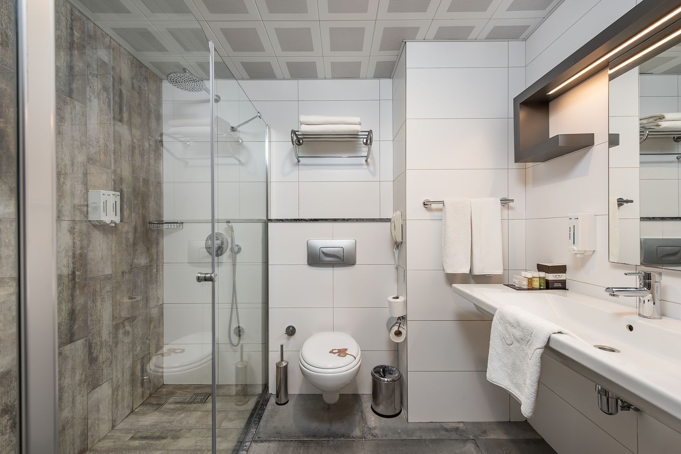 White-City-Beach-Hotel-Room-37