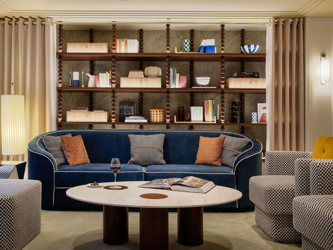 ibis-Paris-Opera-La-Fayette-Bar-6