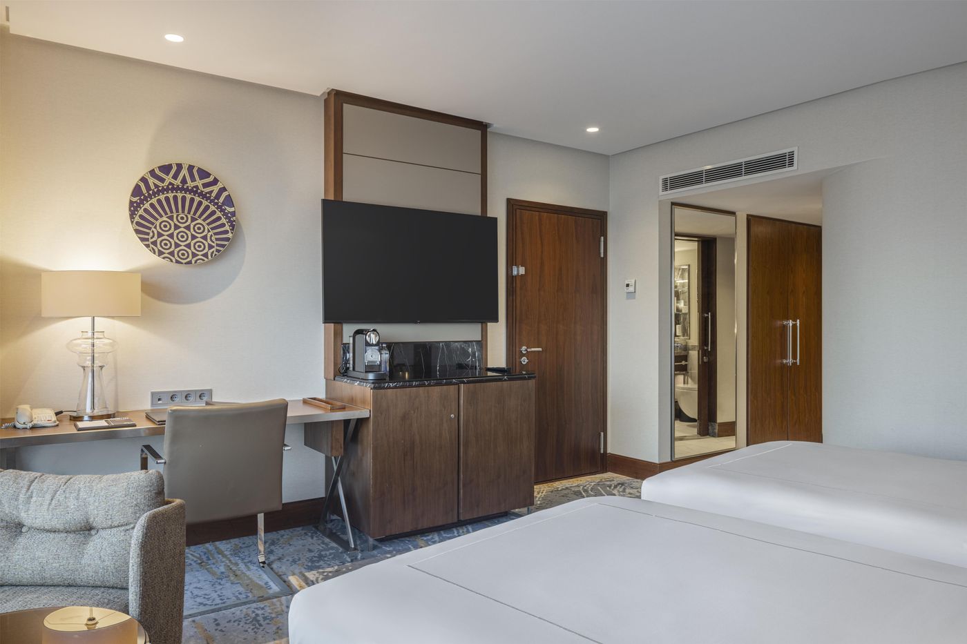 Conrad-Istanbul-Bosphorus-Room-61