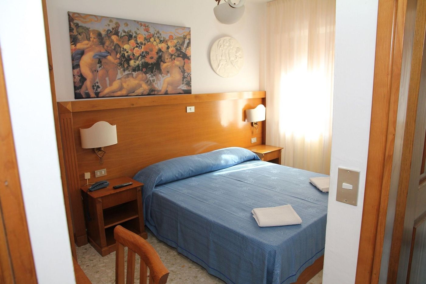 Hotel-Da-Remo-Room-6