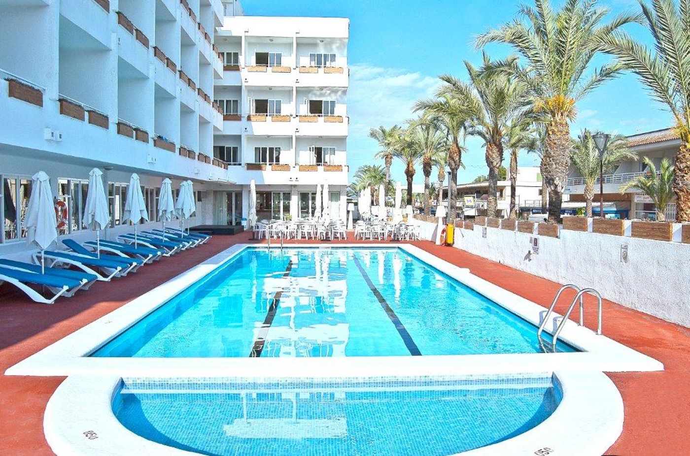 BQ Sarah - Adults Only