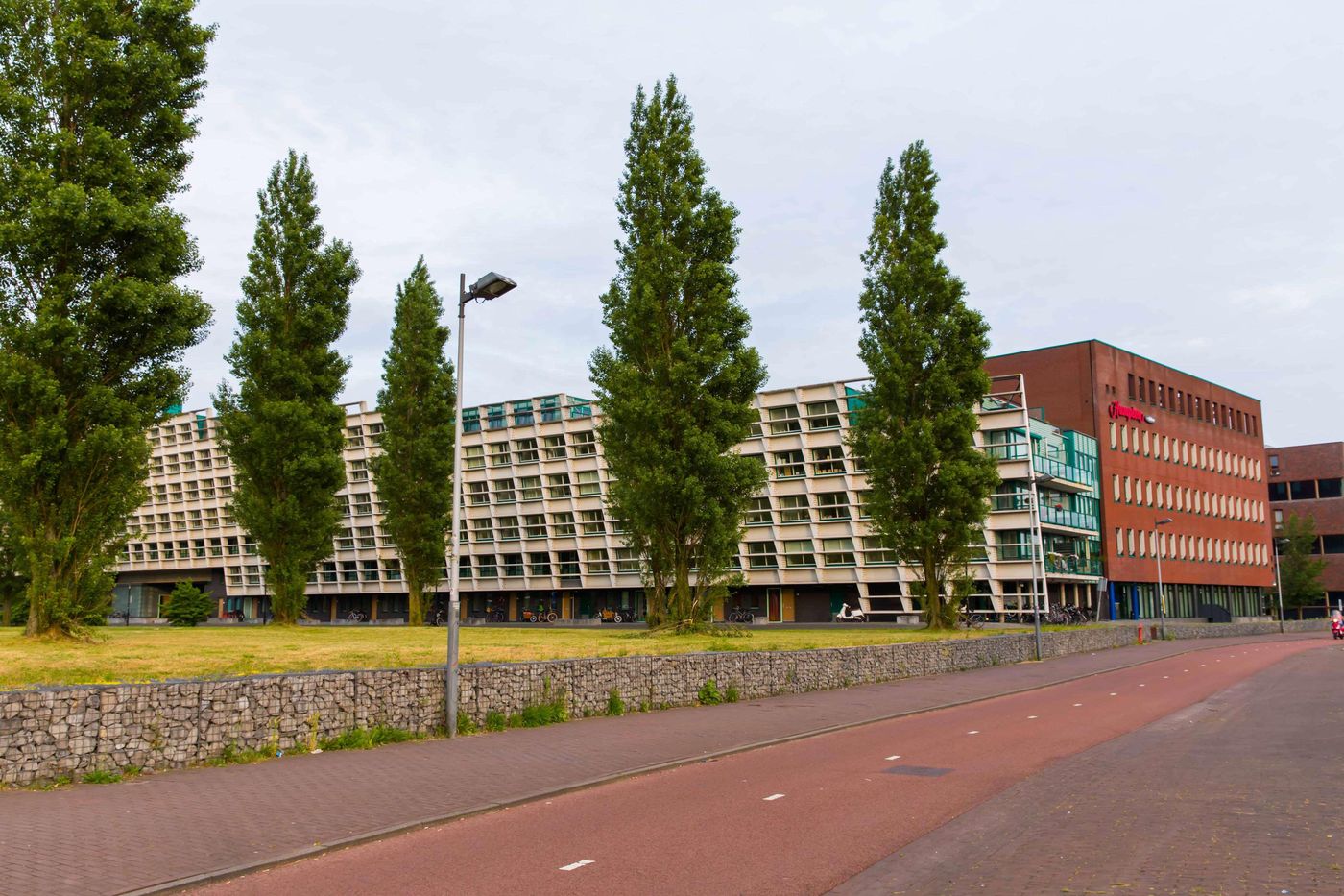 Hampton-By-Hilton-Amsterdam-City-Centre-East-General-view-6