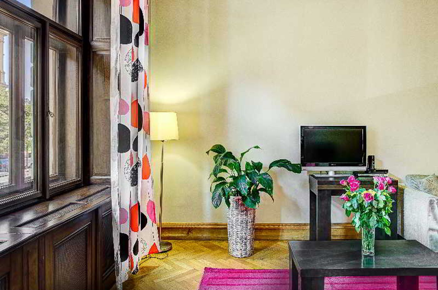The-Art-House-Room-28