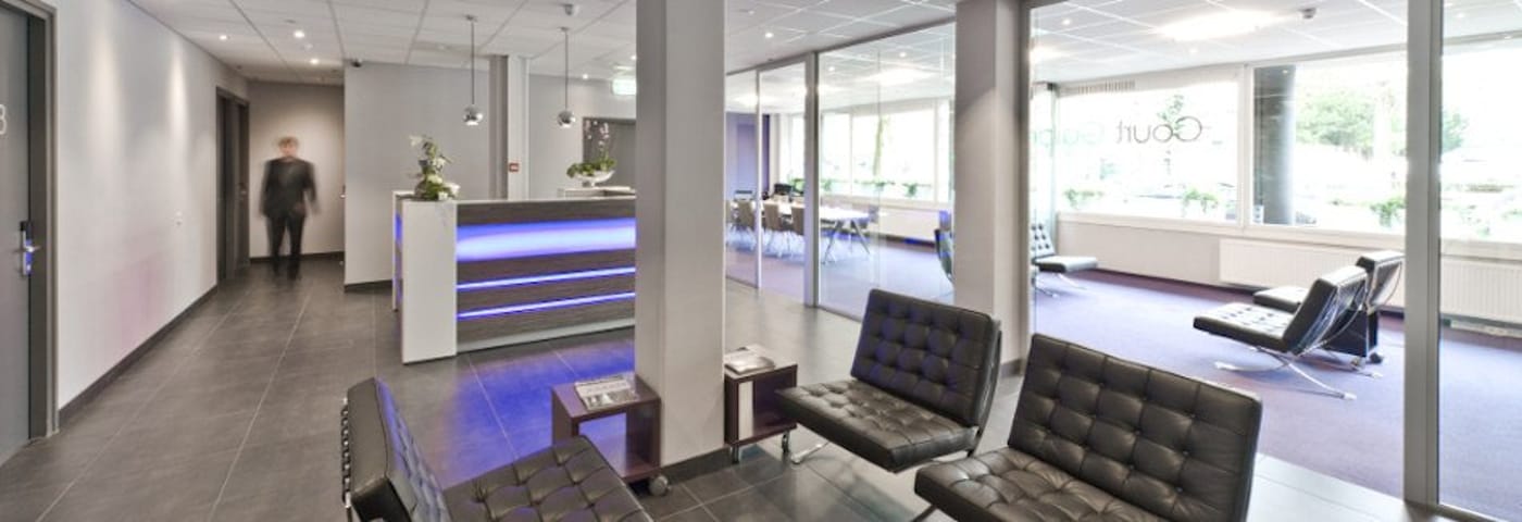 Court Garden Hotel   Ecodesigned-Netherlands-THE HAGUE-Lobby-3