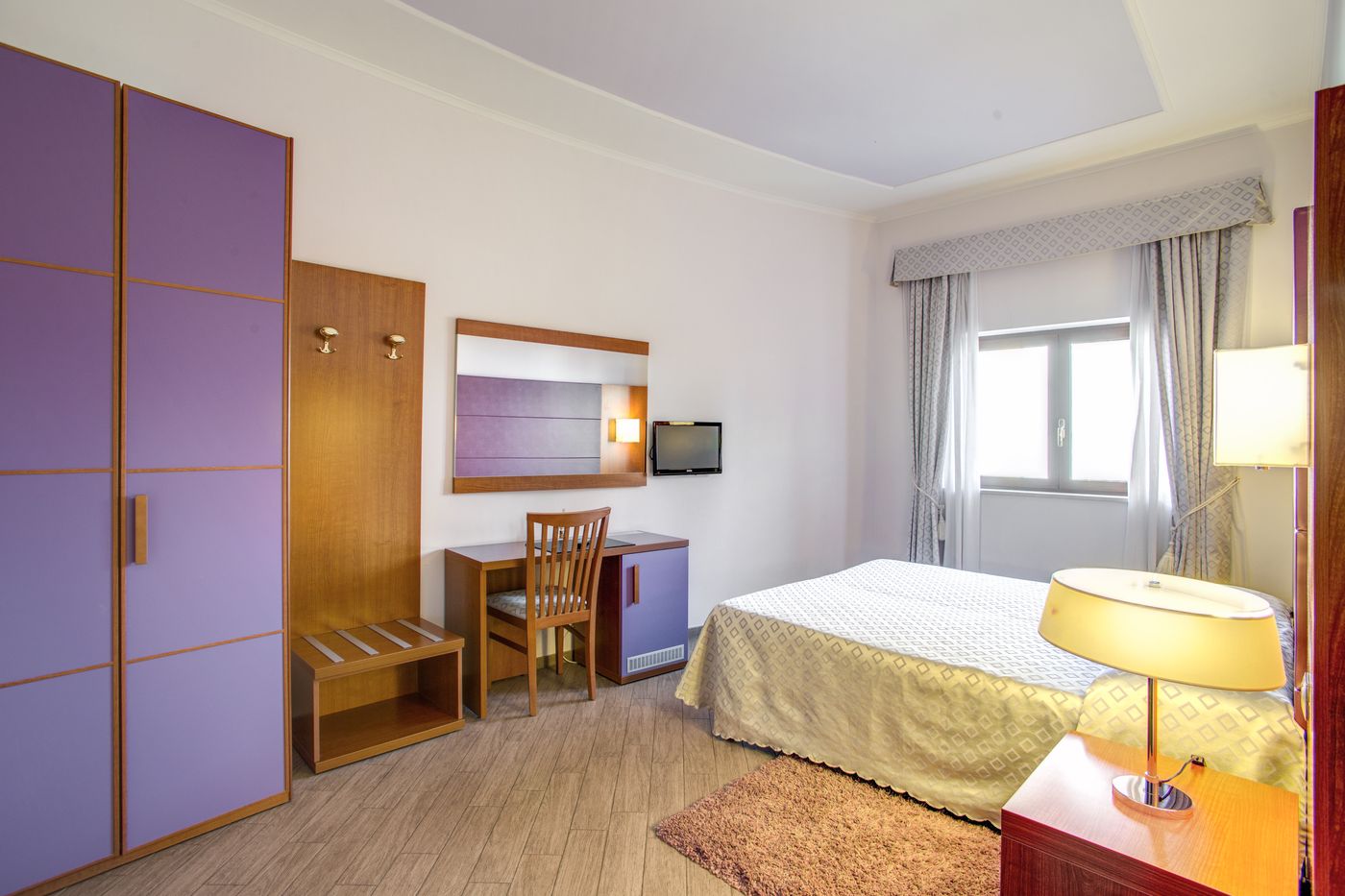 Hotel-Roma-Tiburtina-Room-5
