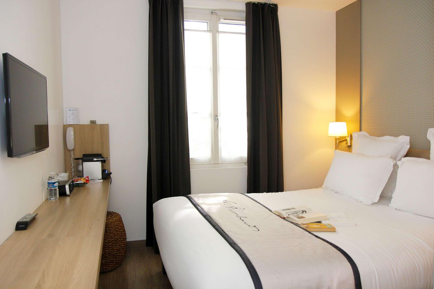 Hotel-Litteraire-Arthur-Rimbaud--BW-Signature-Coll-Room-36