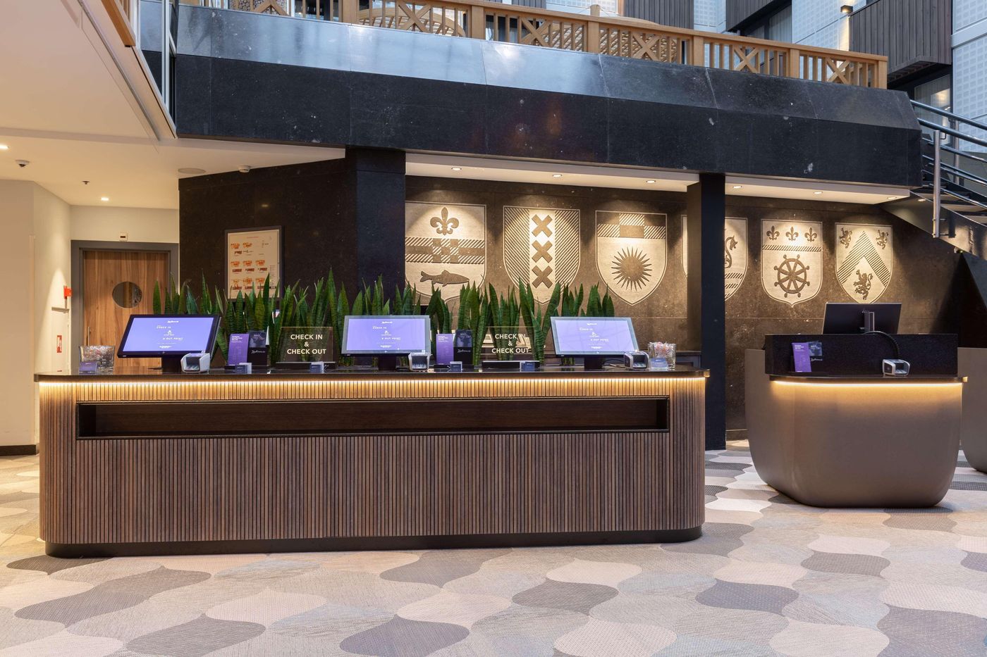 Radisson-Blu-Hotel-Amsterdam-Lobby-20