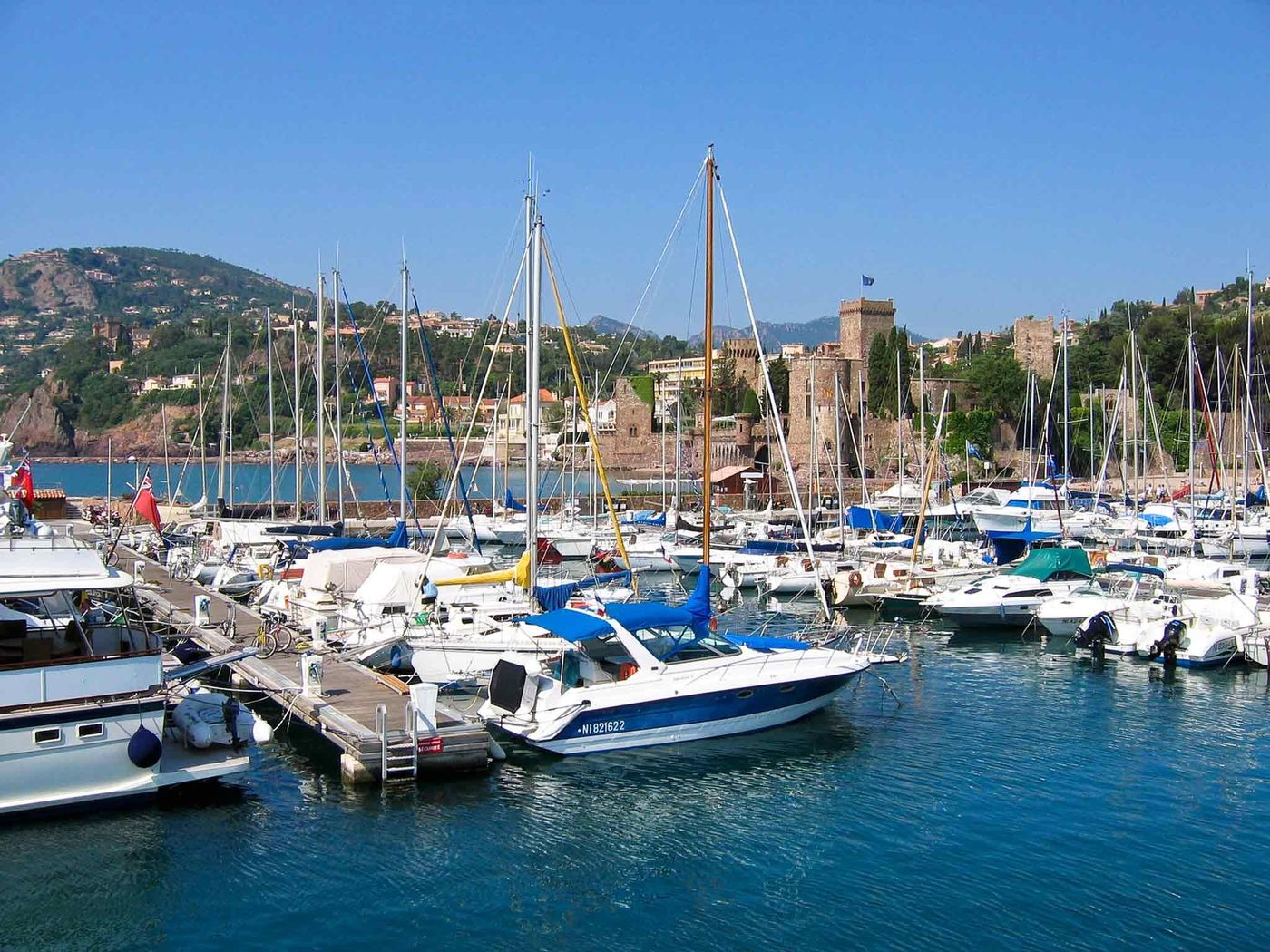 ibis-Styles-Cannes-Le-Cannet-Sports-and-Entertainment-2