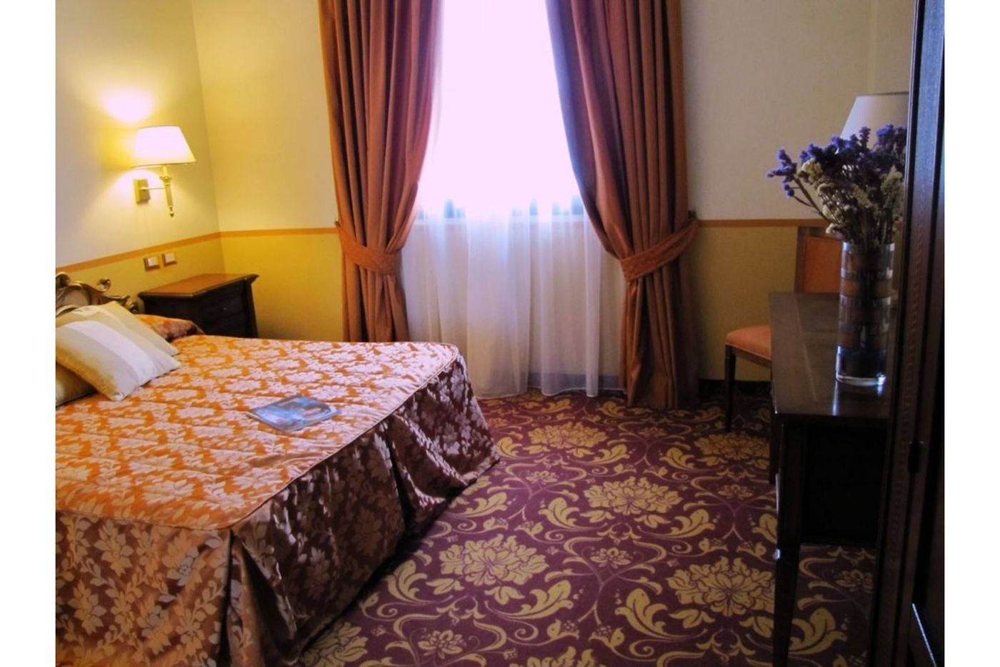 Hotel Il Gentiluomo-Italy-LOC. BATTIFOLLE-Room-6