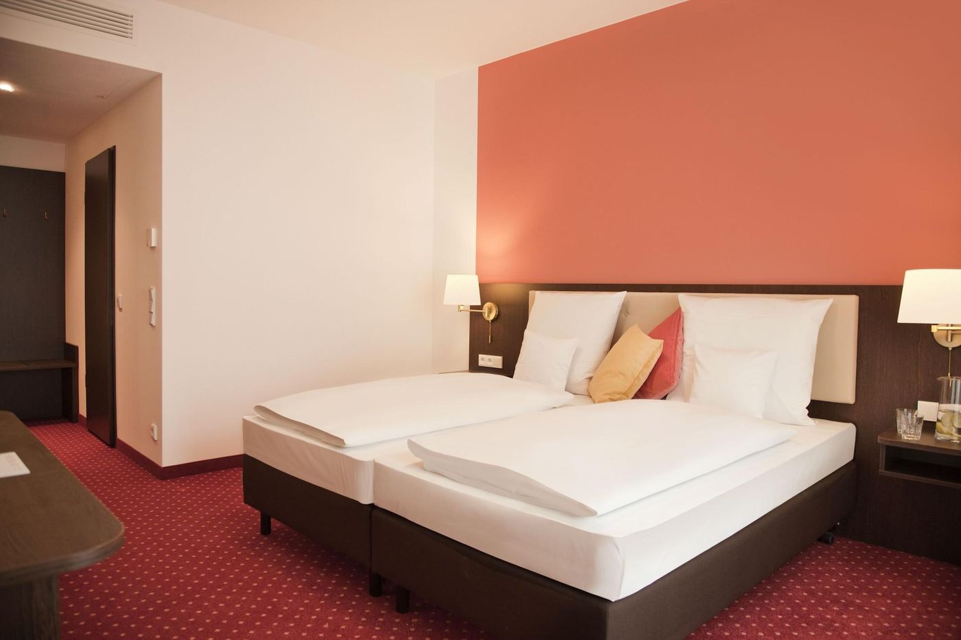Gold-Palais-Hotel-Room-15