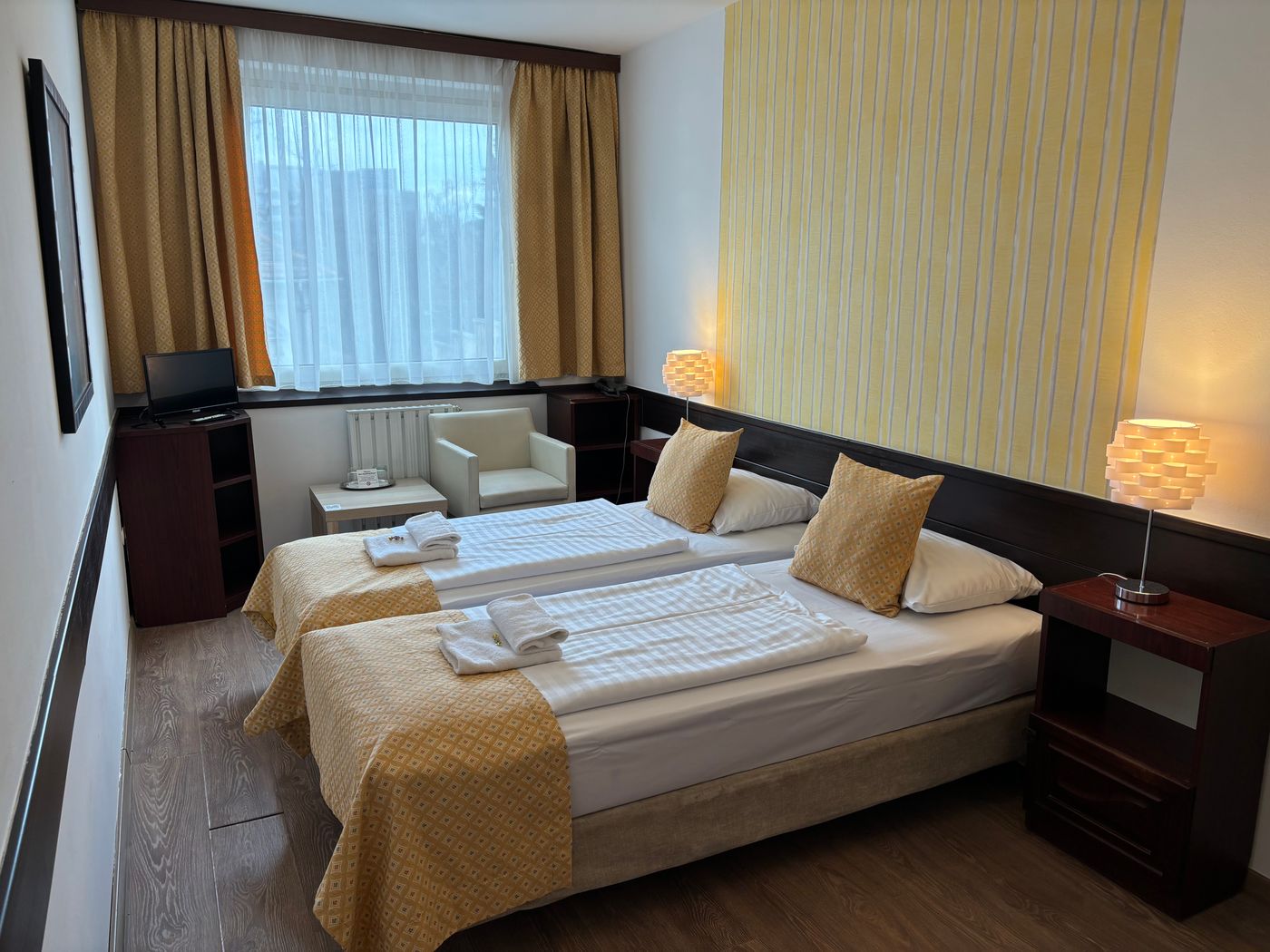 Gloria-Budapest-City-Center-Room-10