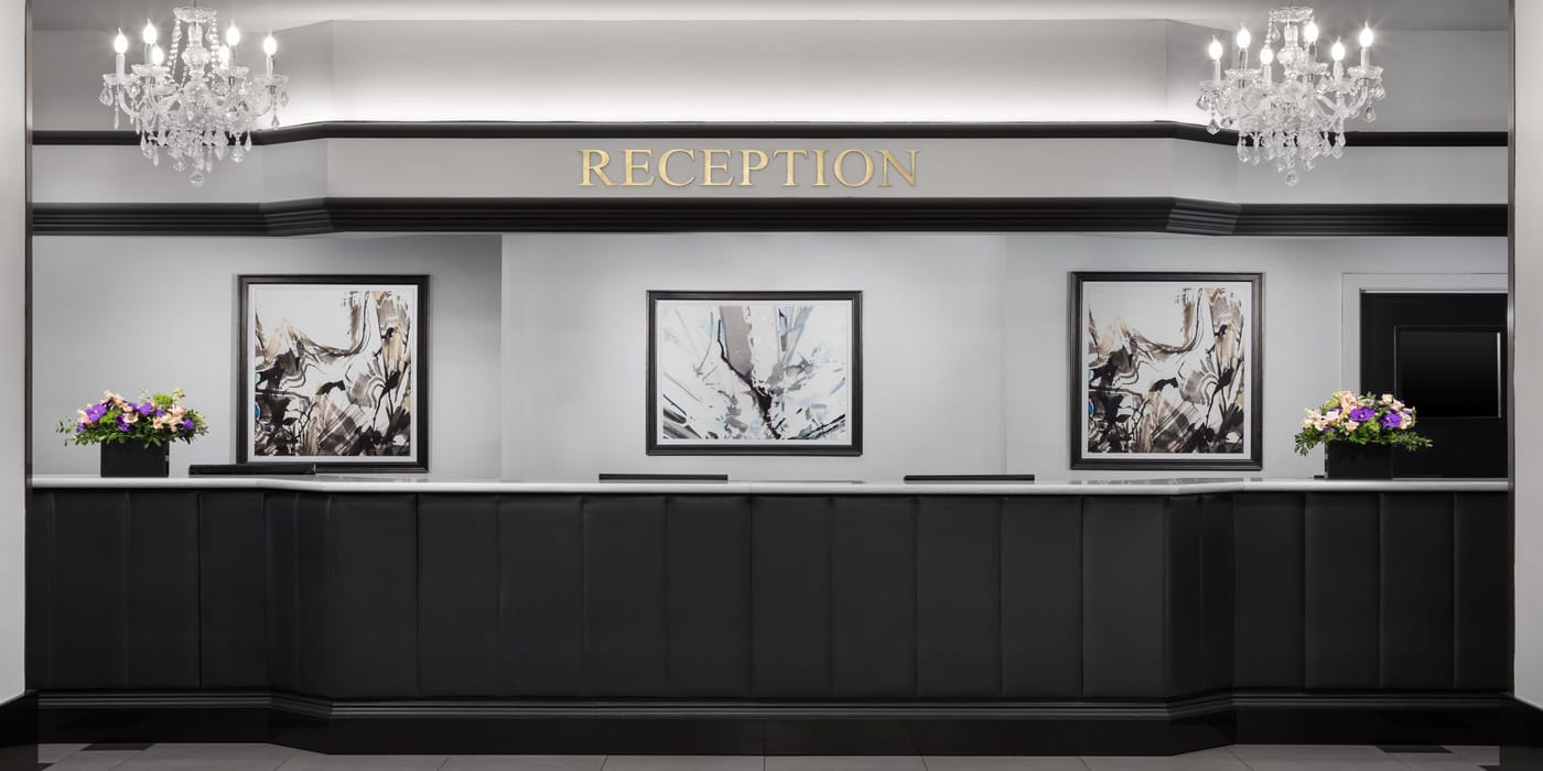 The-Manhattan-at-Times-Square-Hotel-Lobby-19