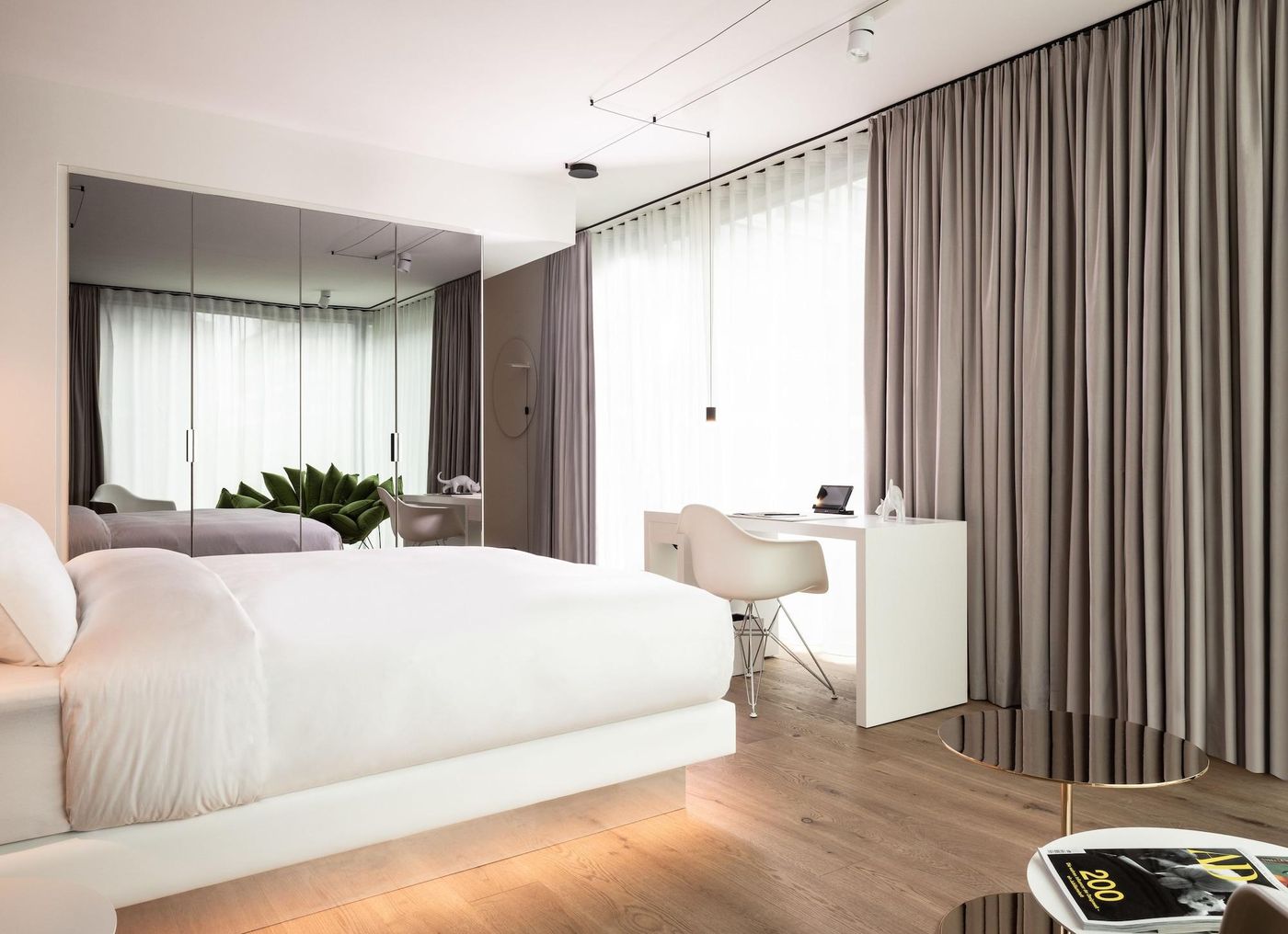 KPM-Hotel---Residences-Room-7