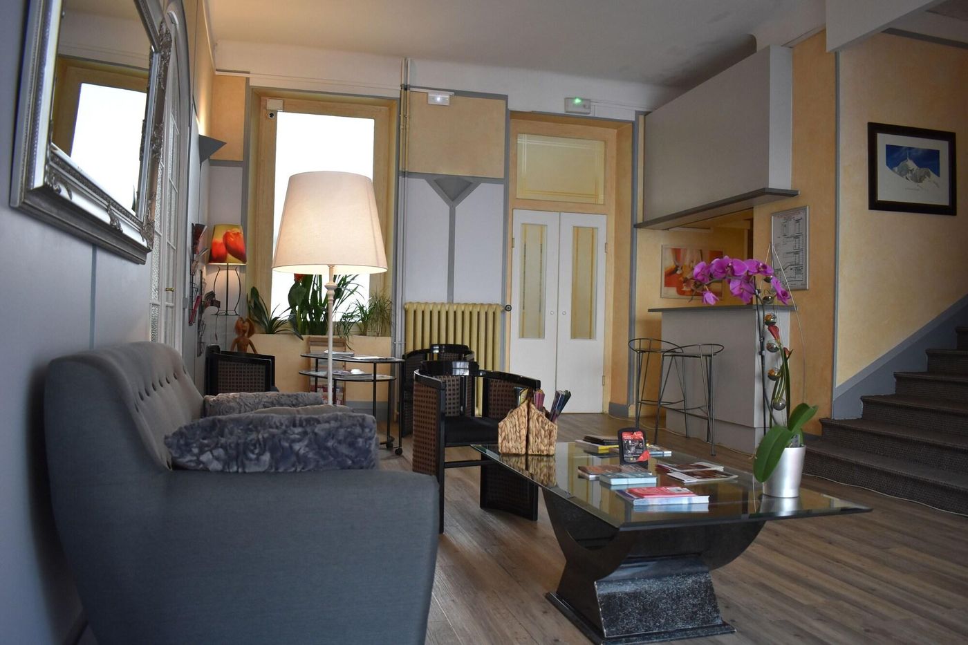 Hotel Henri Iv-France-TARBES-Lobby-6