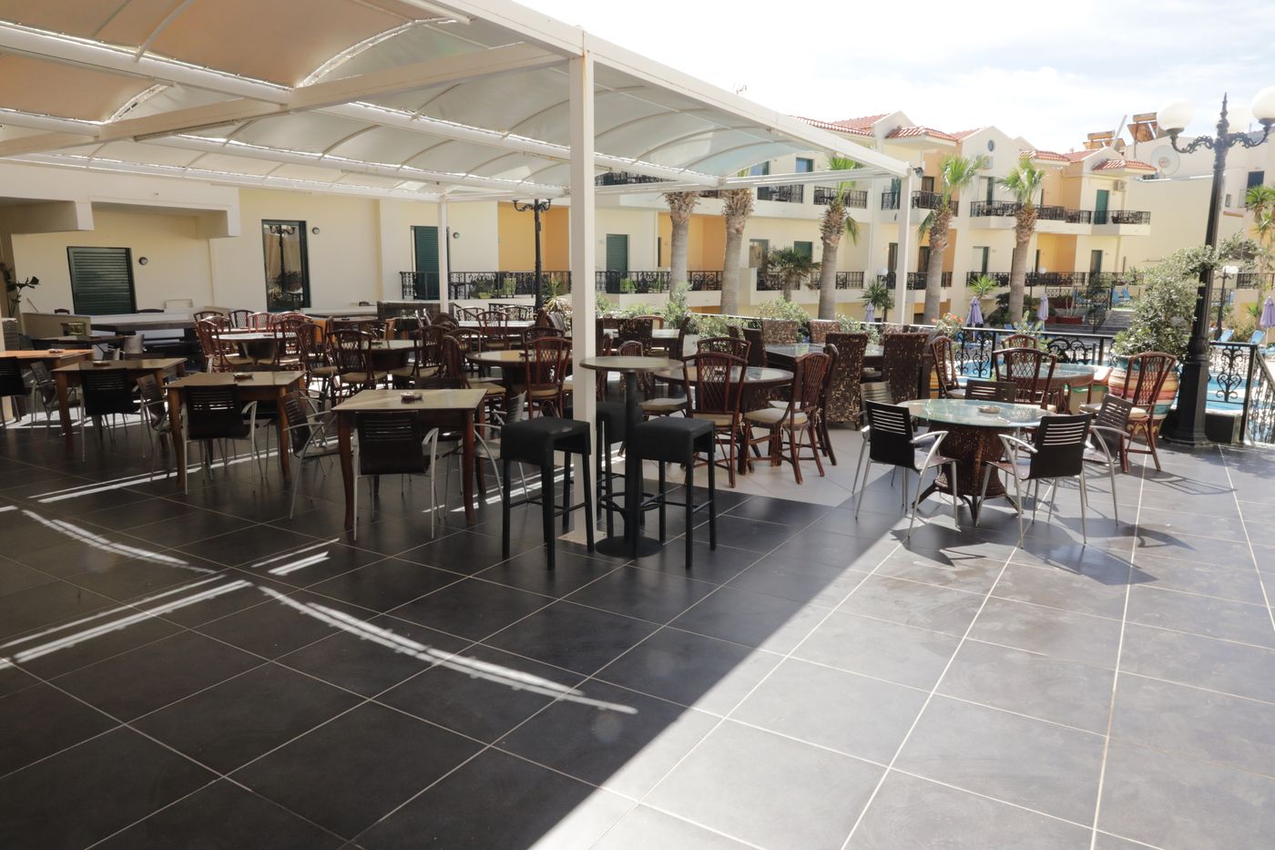 Diogenis Blue Palace