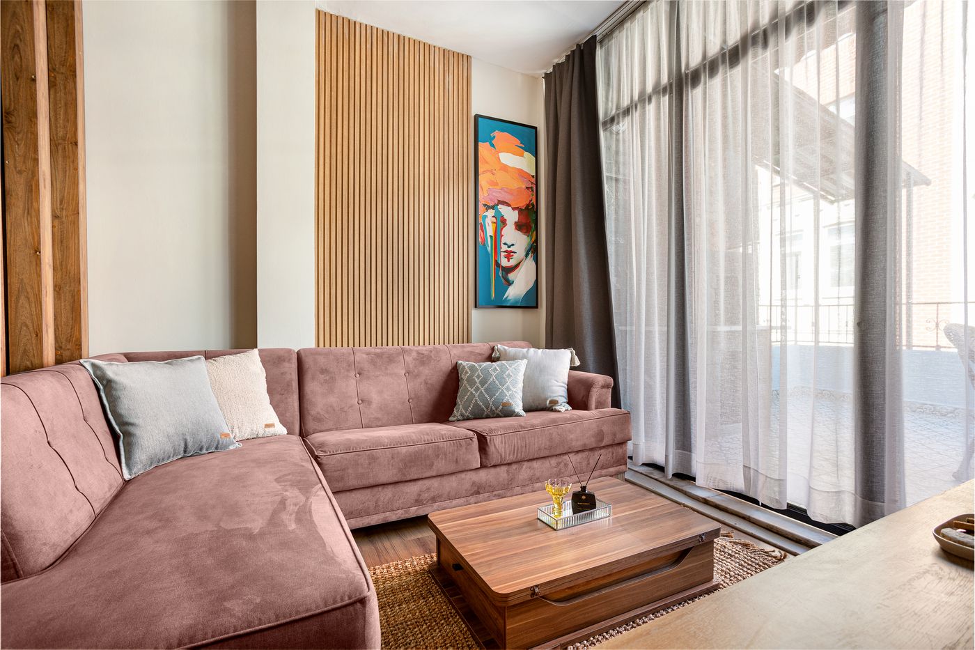 Port-Galata-Suites-Room-9