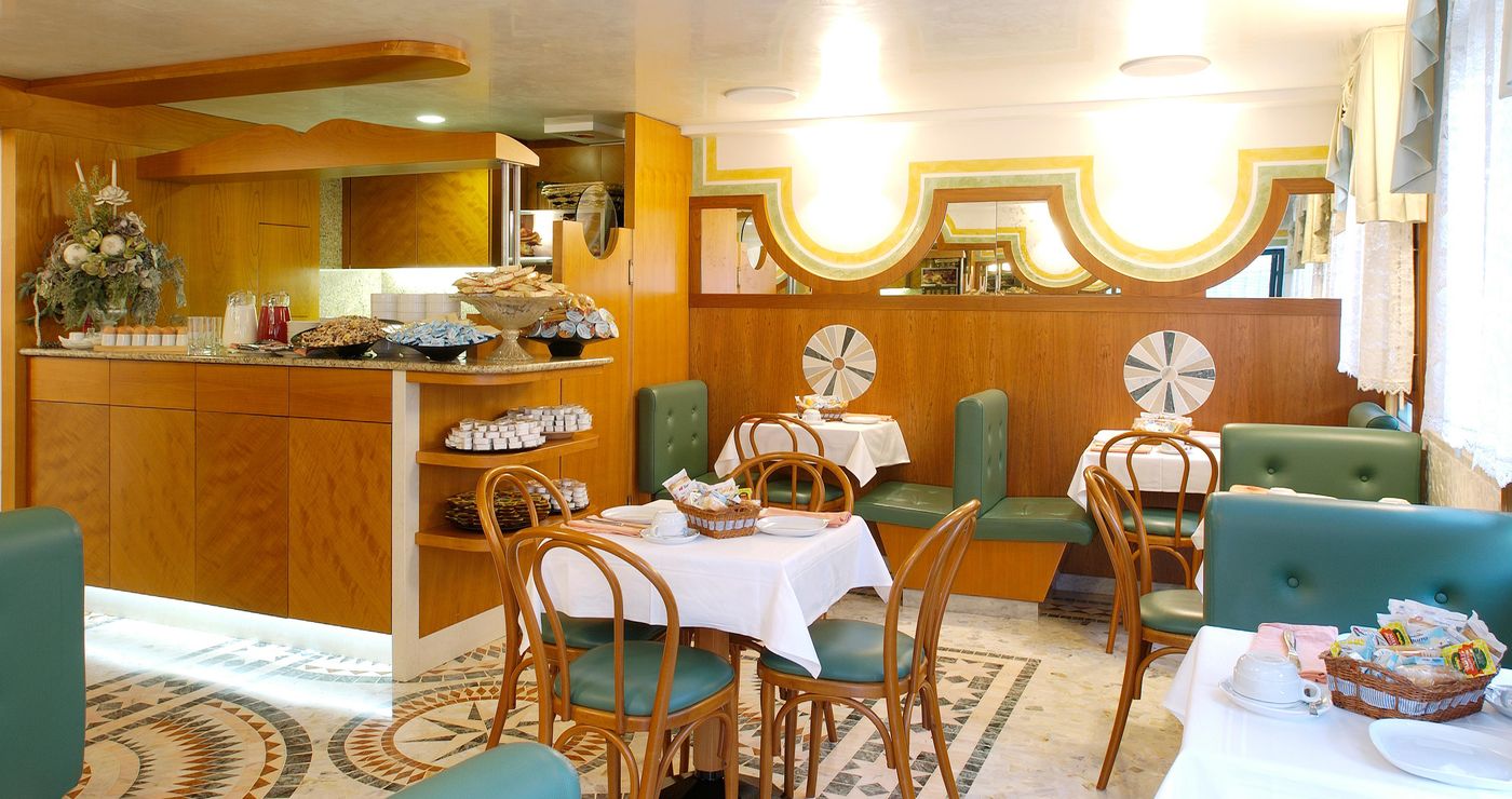 Antica-Casa-Carettoni-Restaurant-6